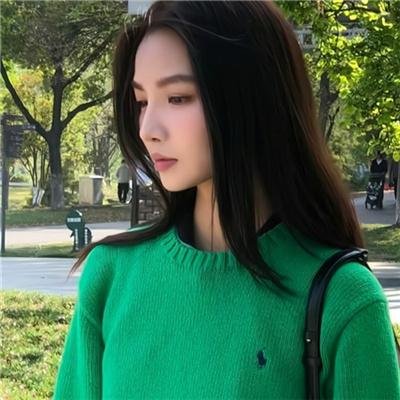 艳女新装